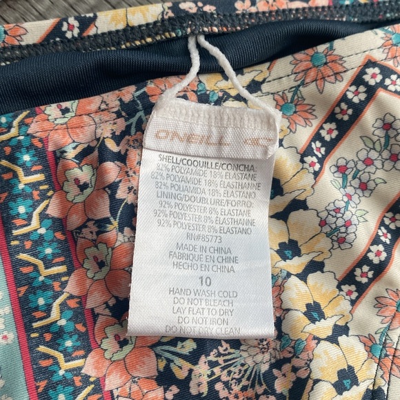 Girls O’Neill Bikini - Picture 5 of 6